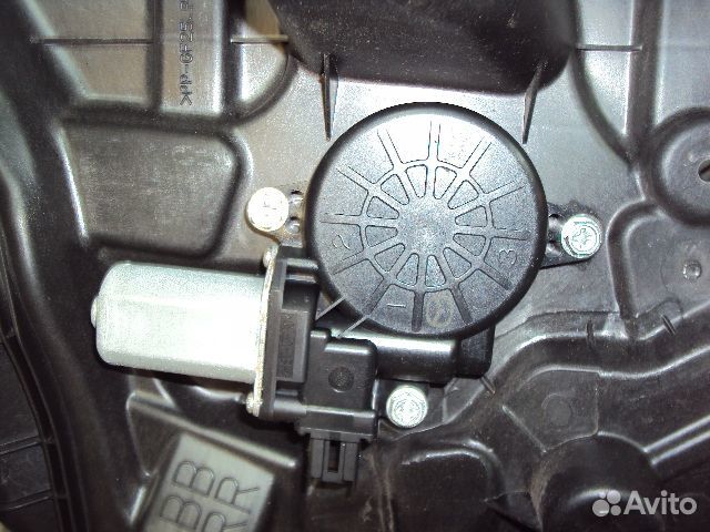 Стеклоподъемник Mazda 3 BL (09-13) электро зад R б