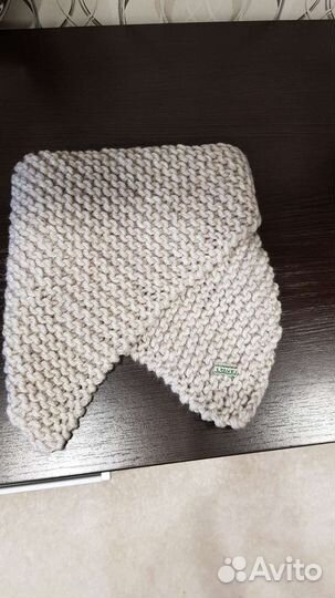 Манишка вязанная