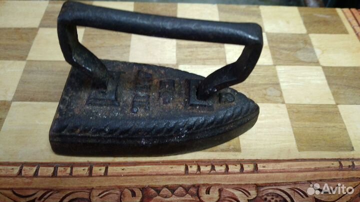 Дореволюционые старинный маленький утюг редкий