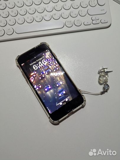 iPhone SE (2020), 128 ГБ