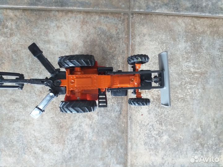 Модель трактора Беларусь