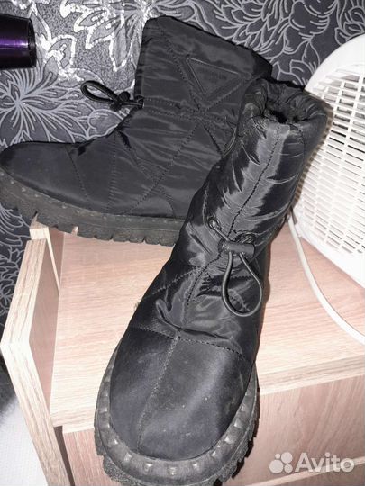 Зимние дутики женские