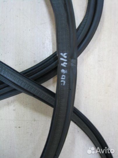 Уплотнитель проема багажника Subaru Forester SJ/S