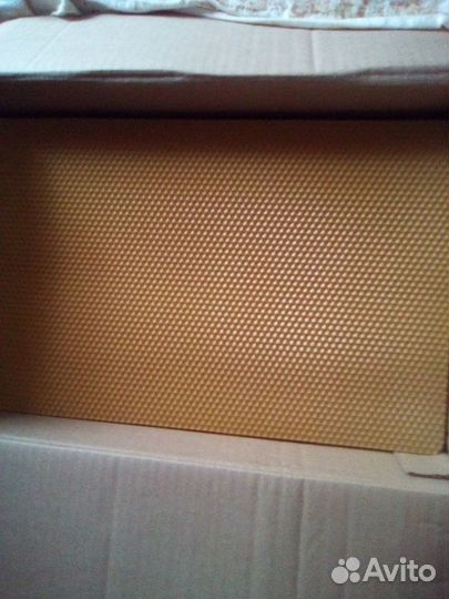 Вощина.Рамка навощенная