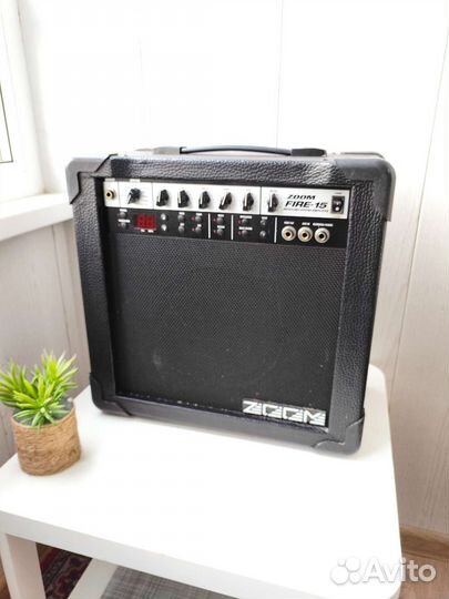 Гитарный процессорный комбоусилитель Zoom Fire-15