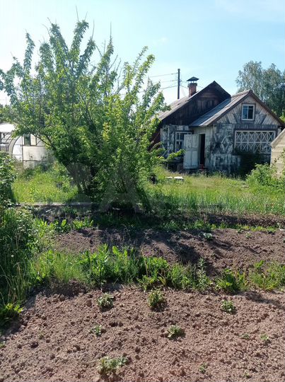 Дом 35 м² на участке 8 сот.