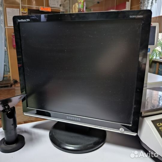 Монитор Samsung SyncMaster 190B Диагональ 19