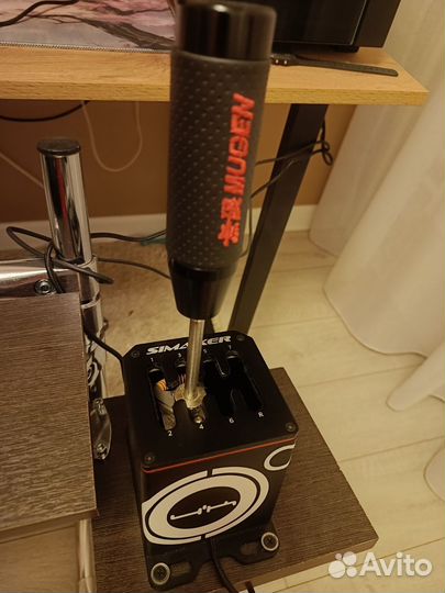 Руль logitech g923+стойка+кпп