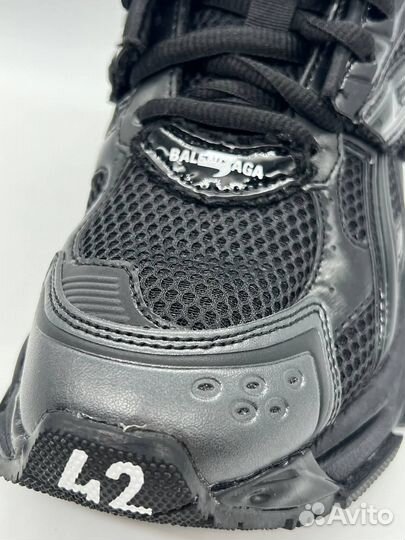 Balenciaga Runner Sneaker Worn-Out