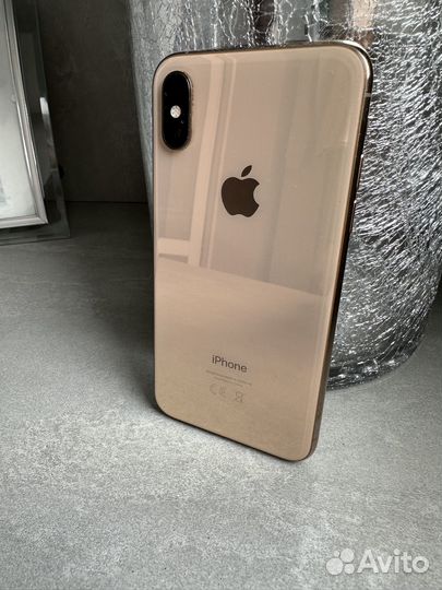 iPhone Xs, 256 ГБ
