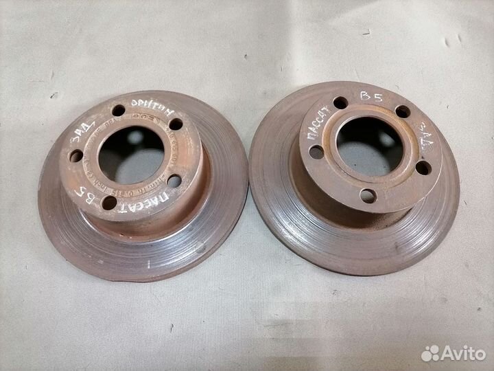 Диск тормозной задний Volkswagen Passat B5 1996-00