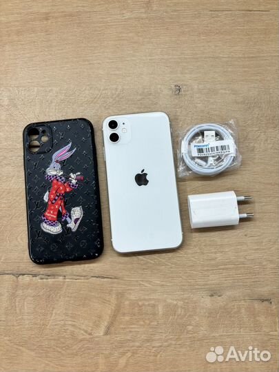 iPhone 11, 64 ГБ