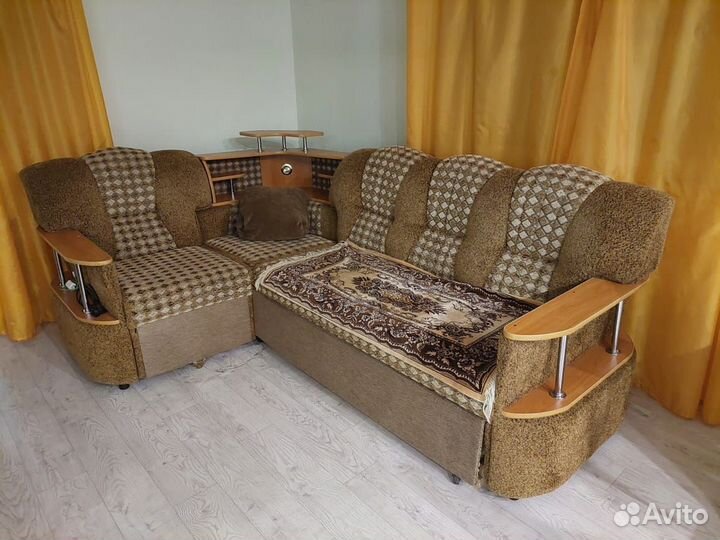 Угловой диван бу