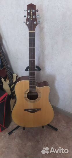 Акустическая гитара