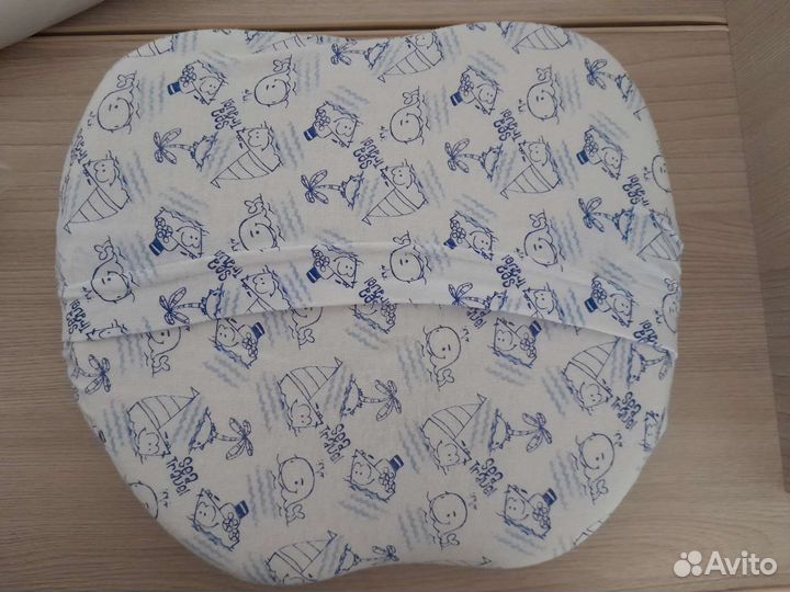 Подушка анатомическая под голову для новорожденных