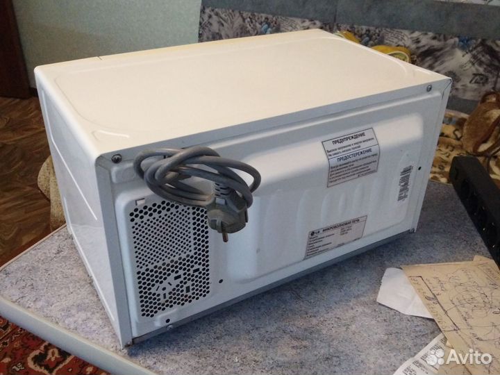 Микроволновая печь lg