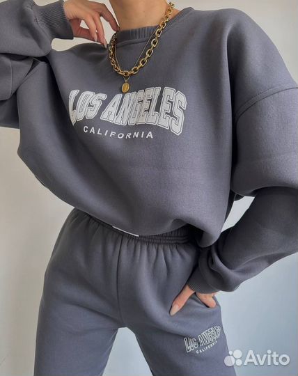 Спортивный костюм женский теплый