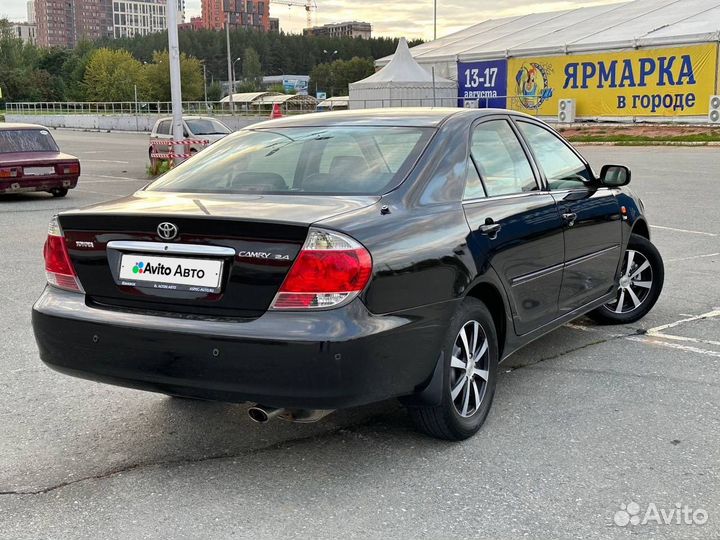 Toyota Camry 2.4 AT, 2004, 223 000 км