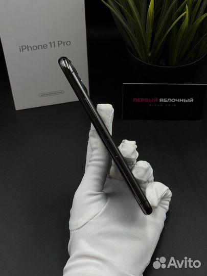 iPhone 11 Pro, 64 ГБ