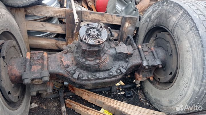 Задний мост маз