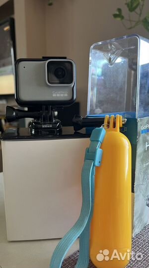 Экшен камера GoPro Hero 7 white