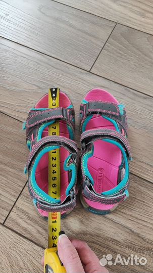 Сандалии для девочки Merrel