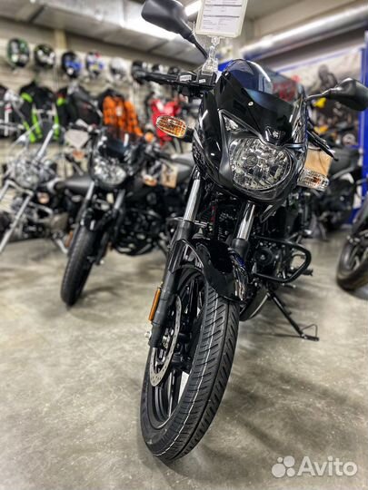 Мотоцикл bajaj pulsar 180