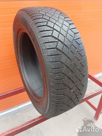 Continental ContiVikingContact 7 235/60 R18 107T