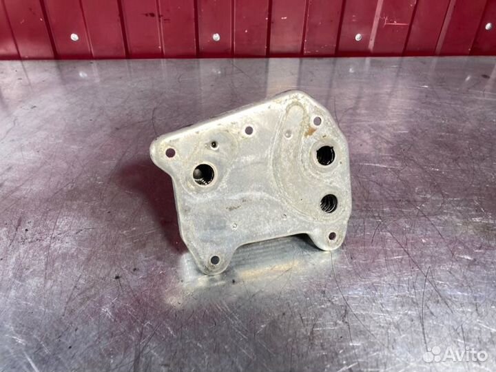 Радиатор масляный Mercedes C-Class W203 OM646 2.2