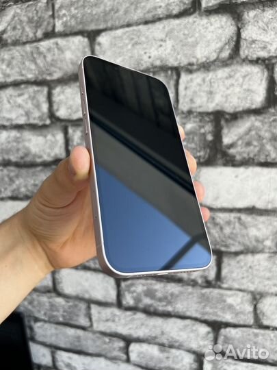 iPhone 13 128 нежно розовый