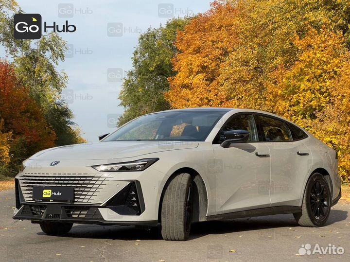 Аренда автомобиля Changan UNI-V