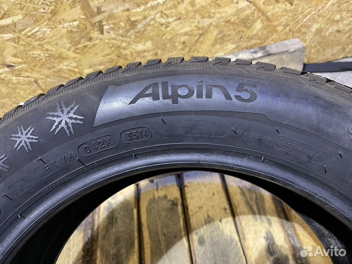 Michelin Alpin 5 215/55 R16