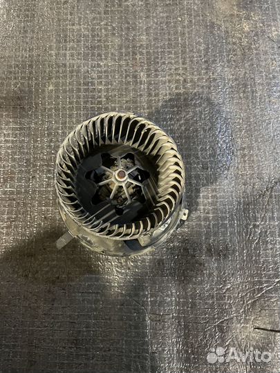 Моторчик печки Фольксваген