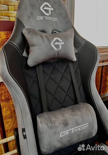 Компьютерное игровое кресло новое