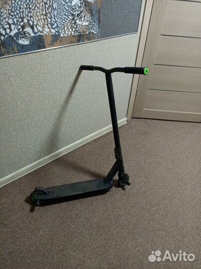 Трюковой самокат mongoose rise 100 PRO