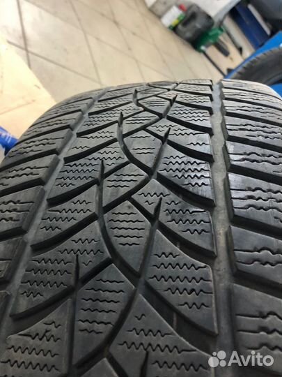 Goodyear UltraGrip 8 Performance 235/55 R18 104H