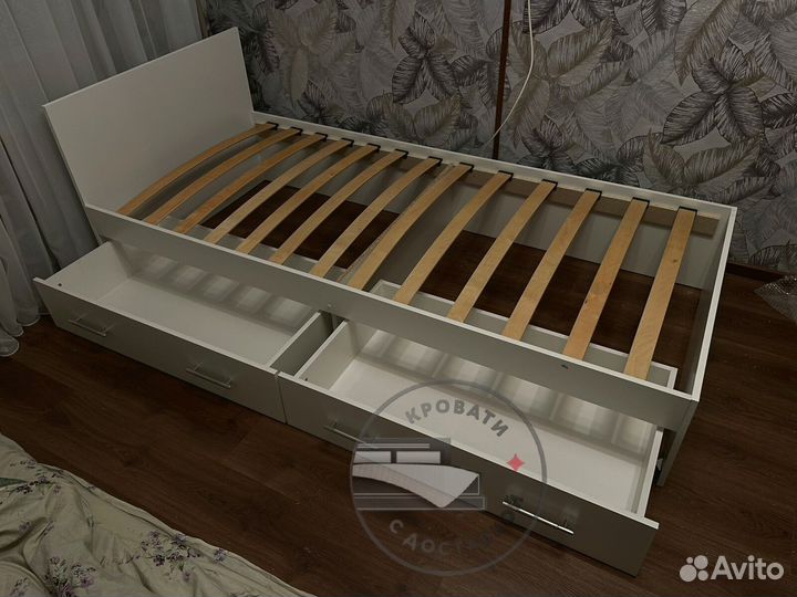 Кровать 90х200 с ящиками