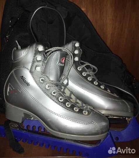 Коньки фигурные Nicole
