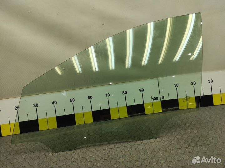 Стекло переднее левое Mercedes-Benz W251 M272.967