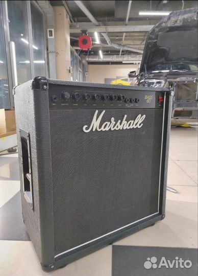 Комбоусилитель Marshall Bass 60