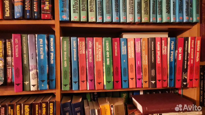 Книги серия Сокровищница боевой фантастики и прикл