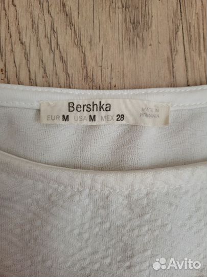 Платье bershka размер M