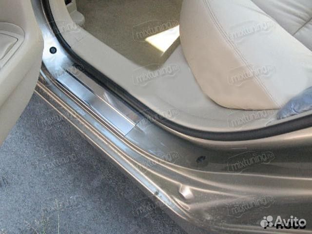 Накладки на пороги Premium