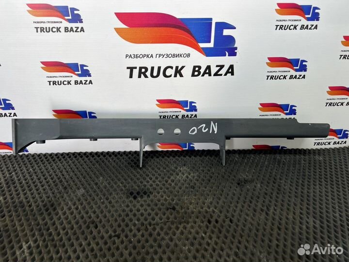 Заглушка бампера правая Man TGA, Man TGS