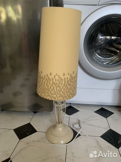 Светильник прикроватный