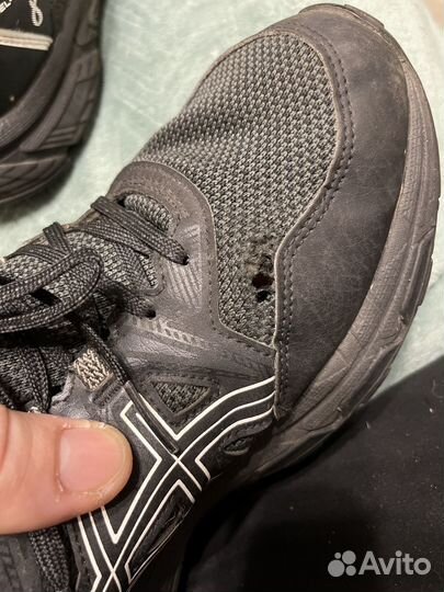 Кроссовки asics 28см
