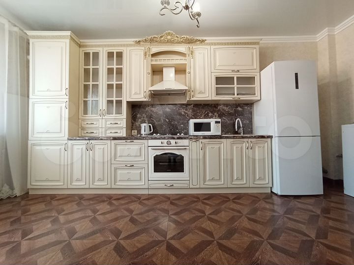 3-к. квартира, 75 м², 4/5 эт.