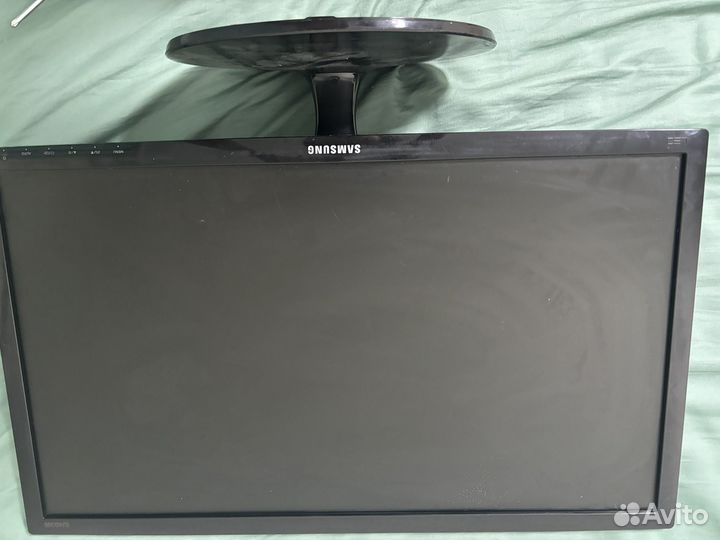 Монитор Samsung s24d300