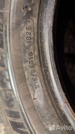 Michelin X-Ice North XIN3 215/65 R16 102T