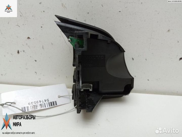 Кнопки управления на руле Volvo XC90 2005 30710260